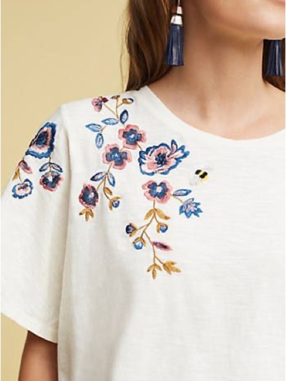Anthropologie Akemi + Kim Fluttered Thistle Tee